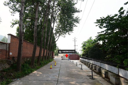 密州利群法院家属楼1室1厅1卫52万90m2出售